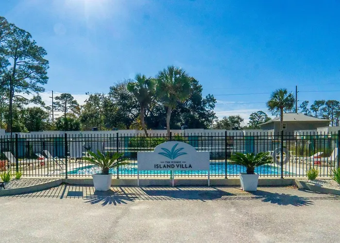 Island 10 By Albvr - Super Cute Condo! Just Steps To The Waterway District And Minutes To The Beach!