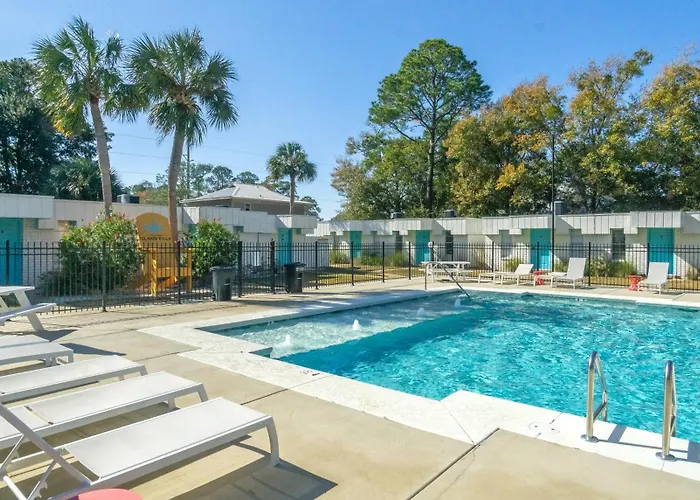 Island 10 By Albvr - Super Cute Condo! Just Steps To The Waterway District And Minutes To The Beach! Holiday home *
