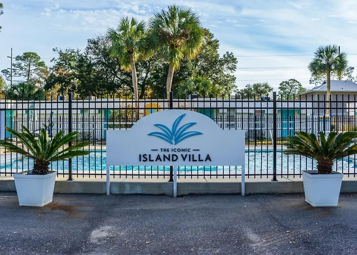 Island 10 By Albvr - Super Cute Condo! Just Steps To The Waterway District And Minutes To The Beach! *