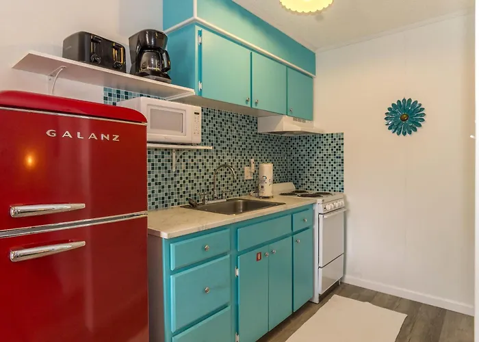 Holiday home Island 10 By Albvr - Super Cute Condo! Just Steps To The Waterway District And Minutes To The Beach!